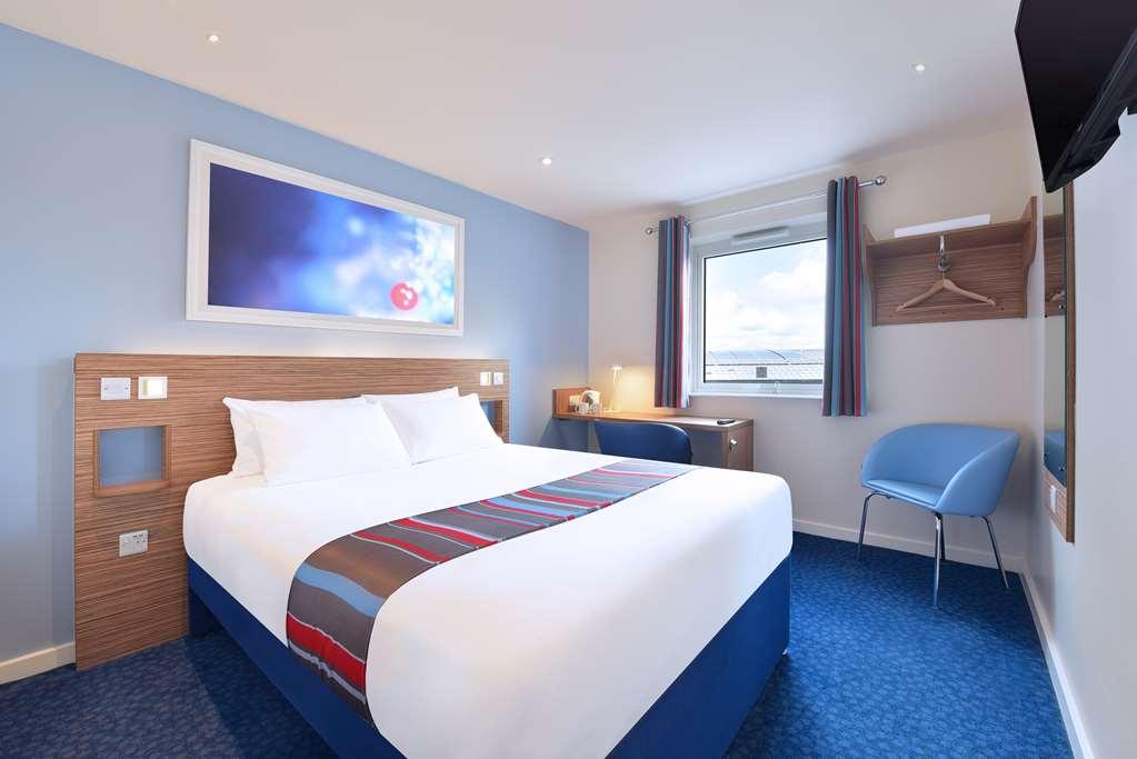Travelodge Leeds Central الغرفة الصورة