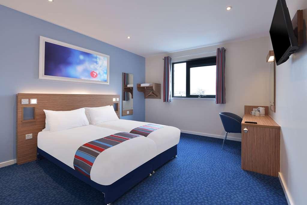 Travelodge Leeds Central الغرفة الصورة